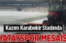 Hatayspor maçı öncesi saha zemininde yoğun çalışma