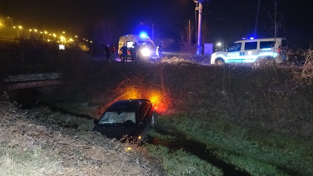 Polis ekipleri devriye atarken kanala uçan arabayı fark etti