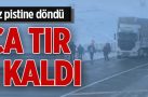 Erzurum’da yollar buz pistine döndü, onlarca tır mahsur kaldı