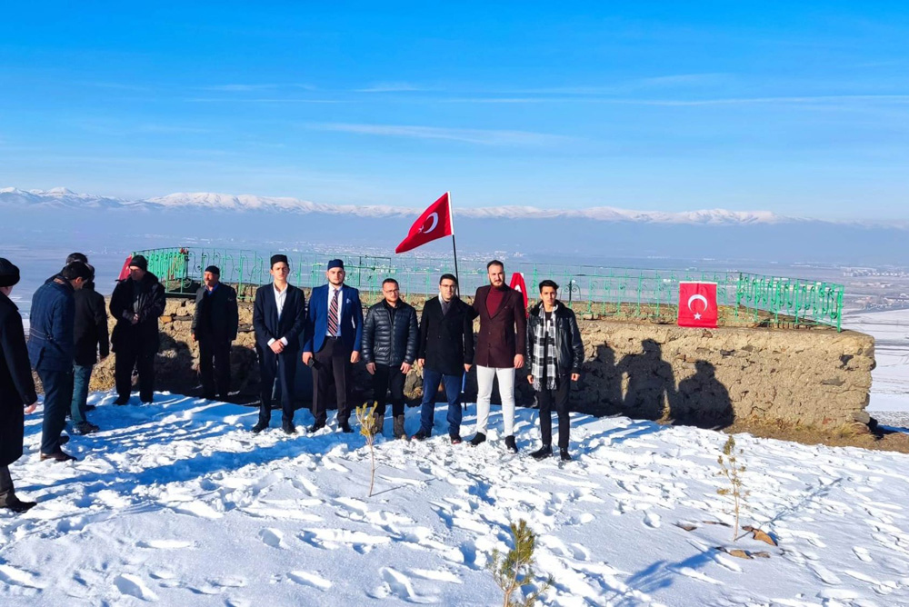 Yeni Dünya Vakfı Erzurum Şubesi’nden “kardeşlik” çağrısı