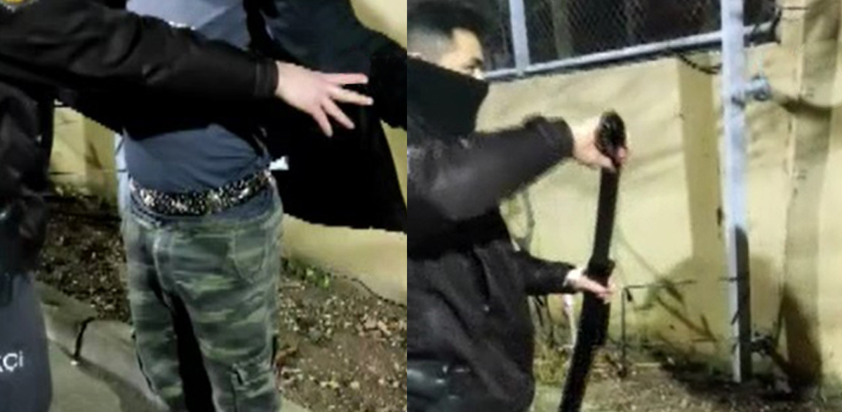 Kemere gizlenmiş kılıç ile yakalandı