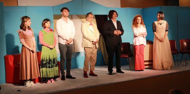 ‘Dursun İstemez’ tiyatro oyunu seyircileriyle buluşuyor