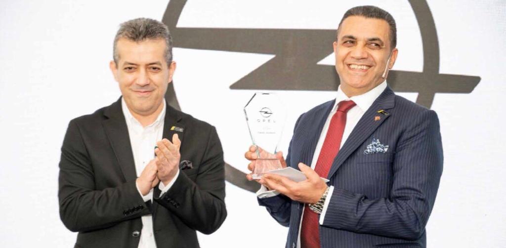 İş adamı Yüksel Erdemir ve Opel Erdemir’e Büyük Onur